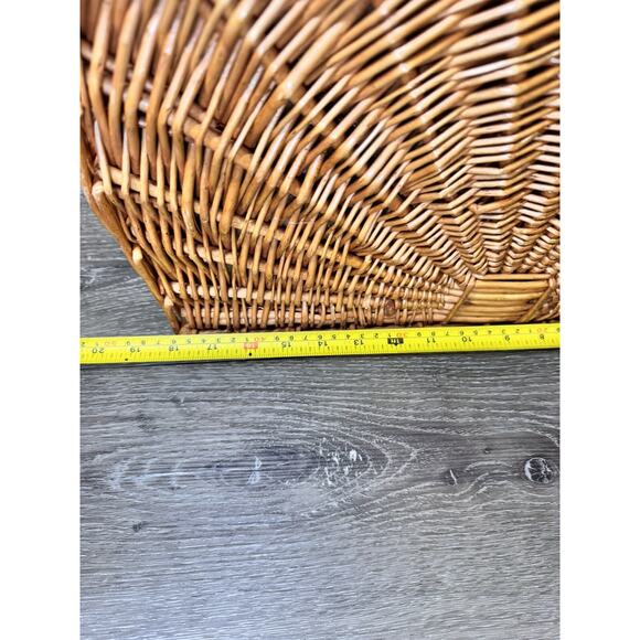 Vintage Wicker Picnic Basket Half Moon Shape Ceramic Plates Cutlery 18x14x8” - Picture 12 of 15